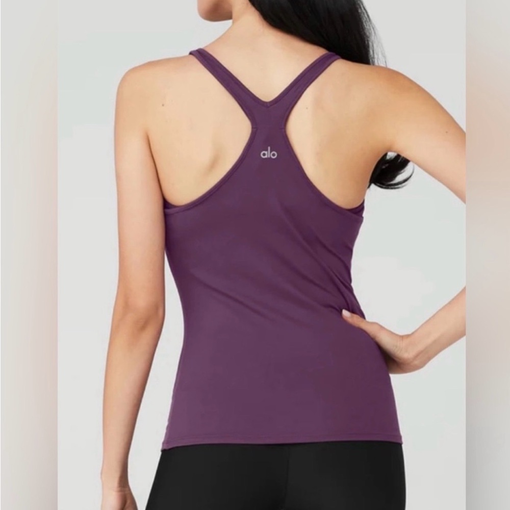 ALO Yoga Women's Select Tank in Dark Plum Size Medium